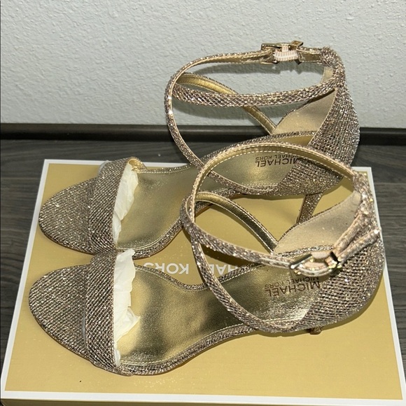 Michael Michael Kors Ava Mid Sandals - Picture 3 of 7